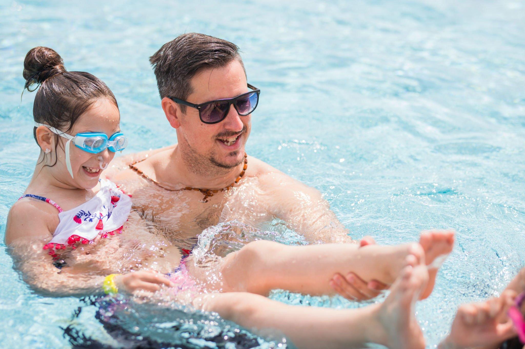 Kids swimming lessons hallandale fl